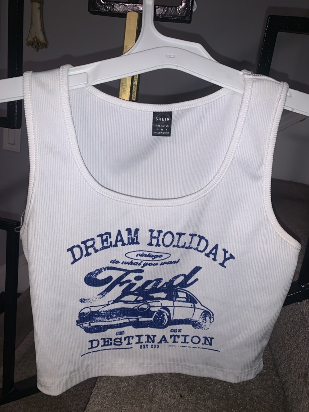 🆕-SHEIN White Cropped Tank Top with Blue "Dream Holiday" Graphic